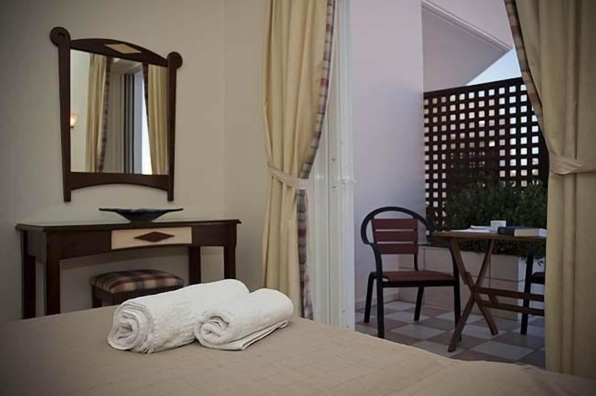 Hotel Caretta Beach Йеранион Экстерьер фото