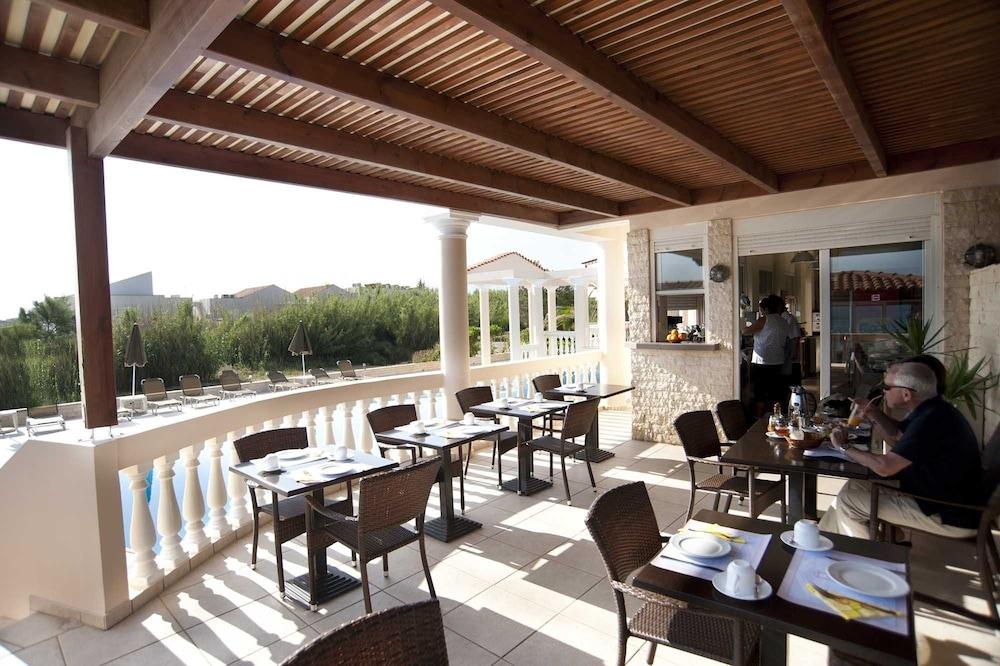 Hotel Caretta Beach Йеранион Экстерьер фото