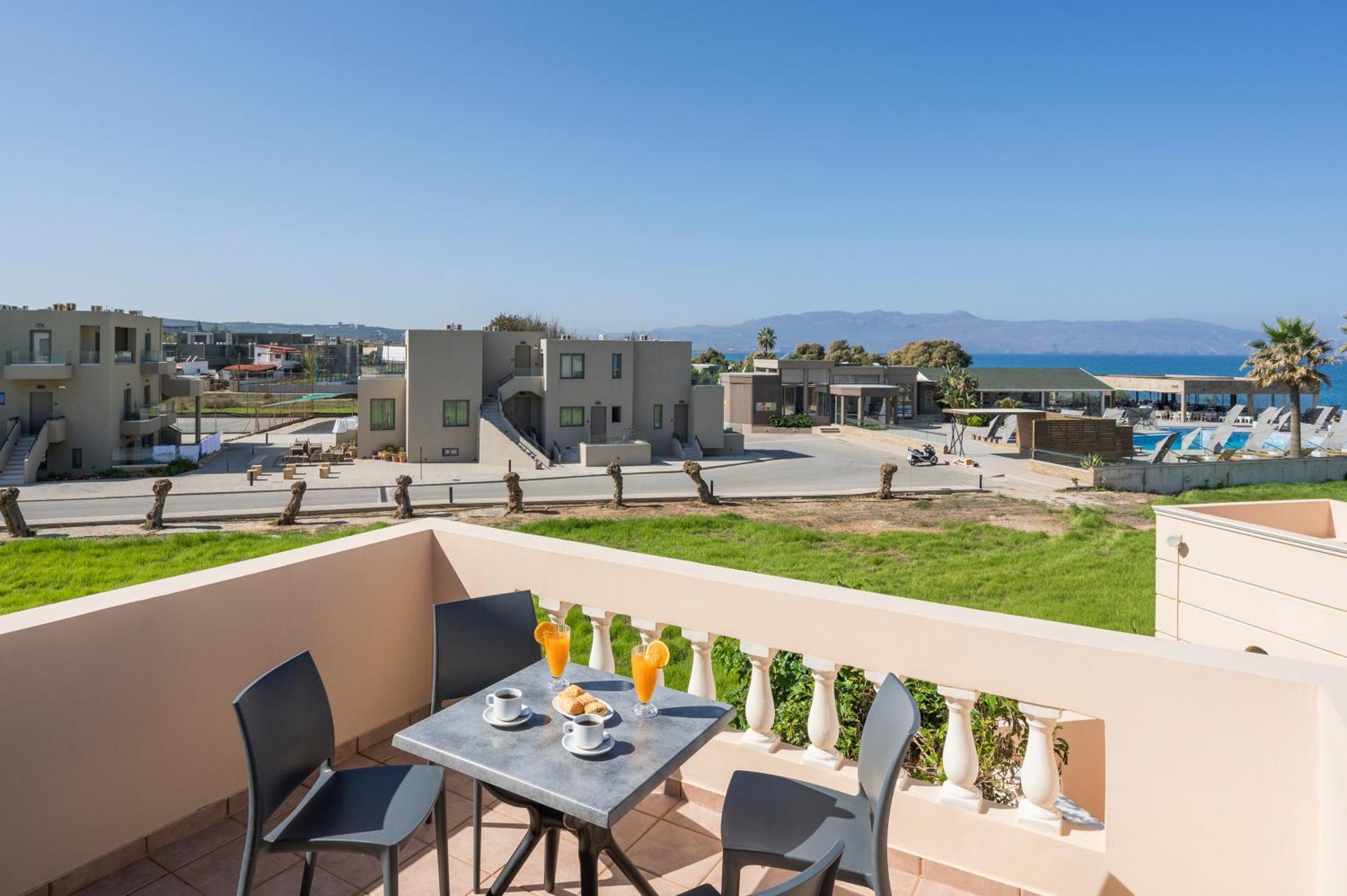 Hotel Caretta Beach Йеранион Экстерьер фото